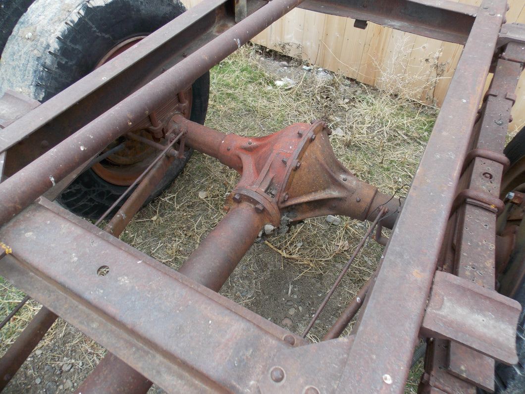 37 Ford f-5 rear dually axle