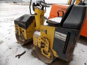 Long and short reach excavators and contruction equipment