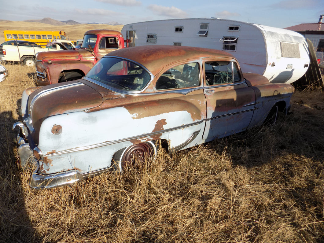 53 Pontiac V-8