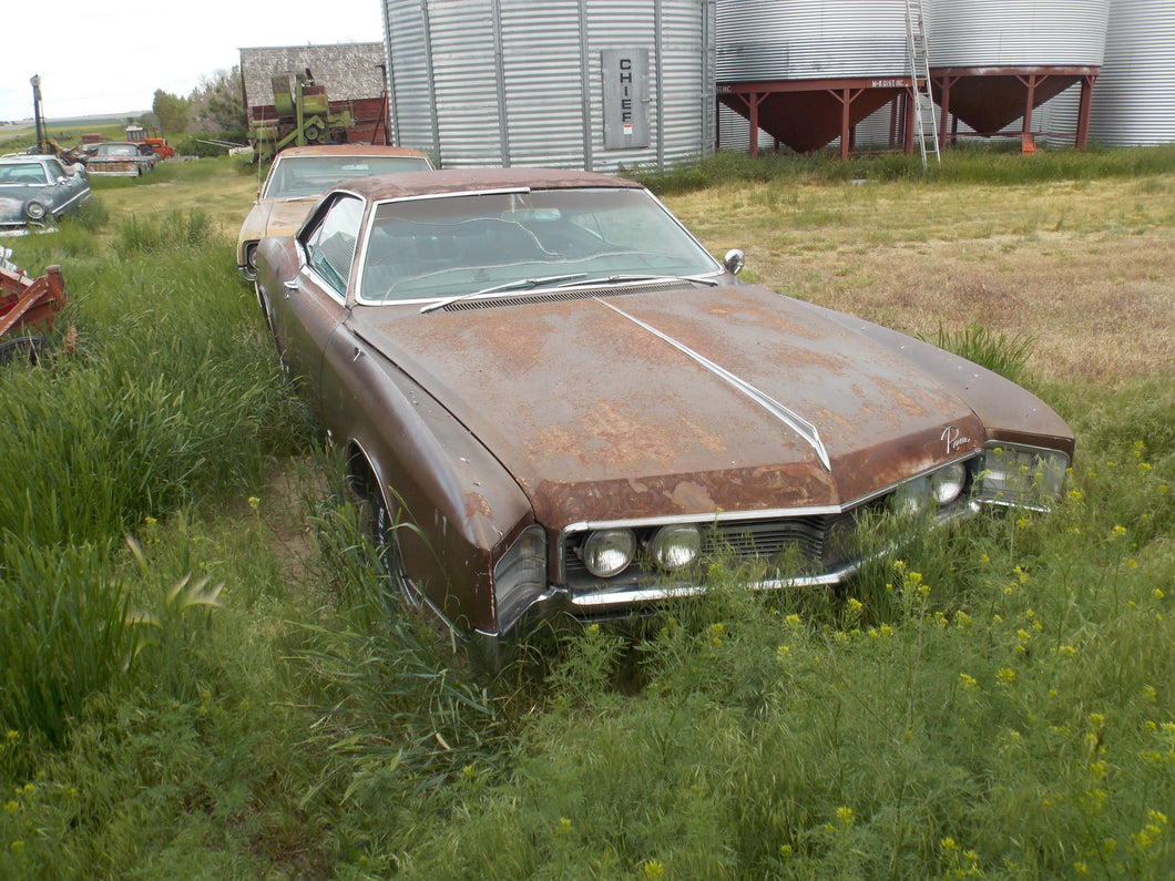 69 Buick Riviera