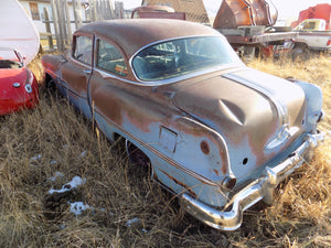 53 Pontiac V-8