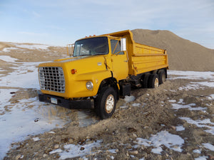 Ford 9000 Gravel truck