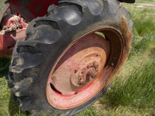 Load image into Gallery viewer, Oliver 70