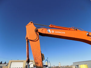 Hitachi 200 excavator