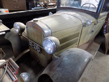 Load image into Gallery viewer, 1929 Essex 2 dr Coupe