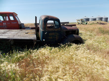 Load image into Gallery viewer, 1938 Ford Truck