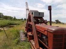 Load image into Gallery viewer, Antique Austin Westin Crane