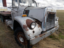 Load image into Gallery viewer, International 180