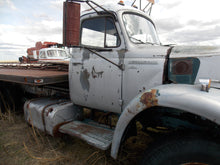 Load image into Gallery viewer, International 180