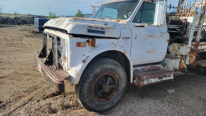 68 Digger derrick truck