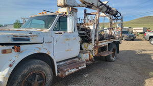 68 Digger derrick truck