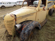 Load image into Gallery viewer, International Pickup