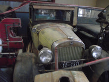 Load image into Gallery viewer, 1929 Essex 2 dr Coupe