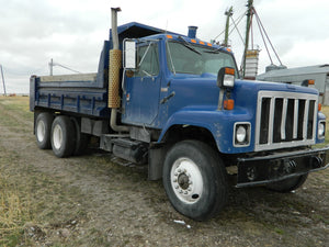 S 2500 86 International Dump truck