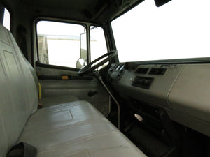 1999 Freightliner FL60