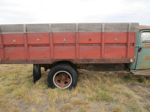 Knapheid  13 foot bed with side boards hoist and cylinders (Bed only not truck)