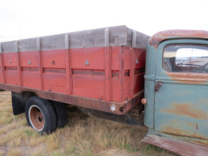 Knapheid  13 foot bed with side boards hoist and cylinders (Bed only not truck)