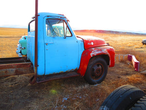 Ford f600 cab and chasssis