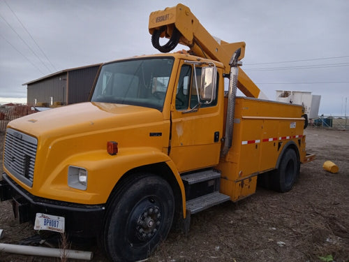 93 Freightliner Bucket truck